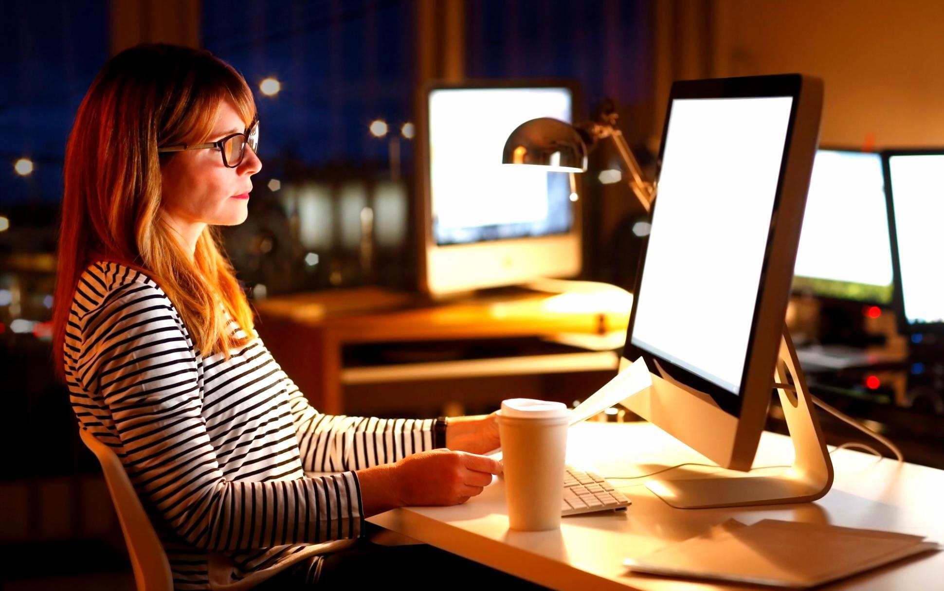 Session de formation en budgétisation opérationnelle avec participants engagés